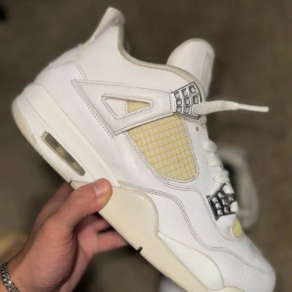 Air Jordan 4 “Pure money”